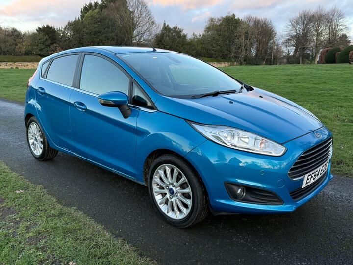 Ford Fiesta 1.6 TDCi Titanium X Euro 5 5dr