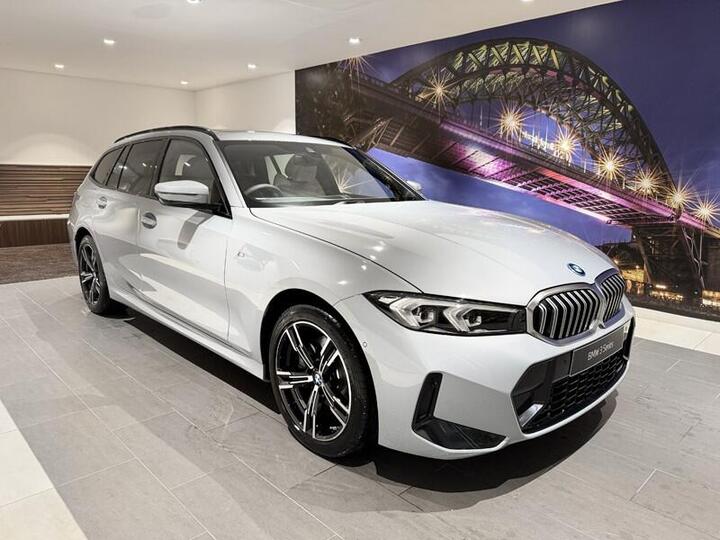BMW 3 SERIES 2.0 330e 22.3kWh M Sport Touring Auto Euro 6 (s/s) 5dr