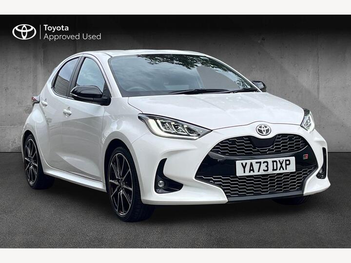Toyota Yaris 1.5 VVT-h GR SPORT E-CVT Euro 6 (s/s) 5dr