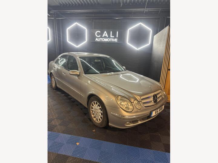 Mercedes-Benz E Class 2.1 E220 CDI Elegance 4dr