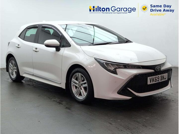 Toyota COROLLA 1.2 VVT-i Icon Tech Euro 6 (s/s) 5dr Toyota COROLLA 1.2 VVT-i Icon Tech Euro 6 (s/s) 5dr