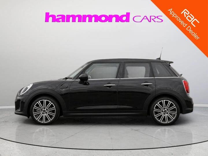 MINI HATCH 1.5 Cooper Exclusive Steptronic Euro 6 (s/s) 5dr