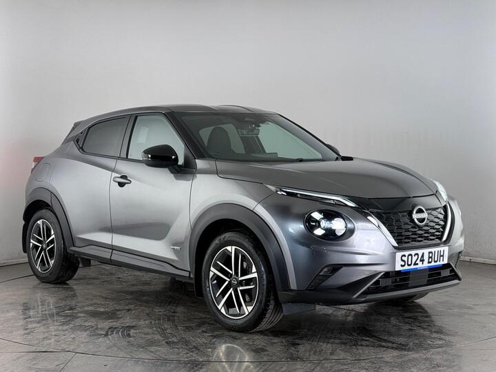 Nissan Juke 1.6 N-Connecta Auto Euro 6 5dr Nissan Juke 1.6 N-Connecta Auto Euro 6 5dr