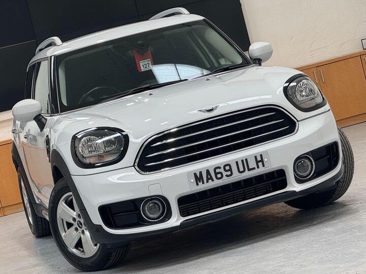 MINI Countryman 1.5 Cooper Classic Steptronic Euro 6 (s/s) 5dr MINI Countryman 1.5 Cooper Classic Steptronic Euro 6 (s/s) 5dr