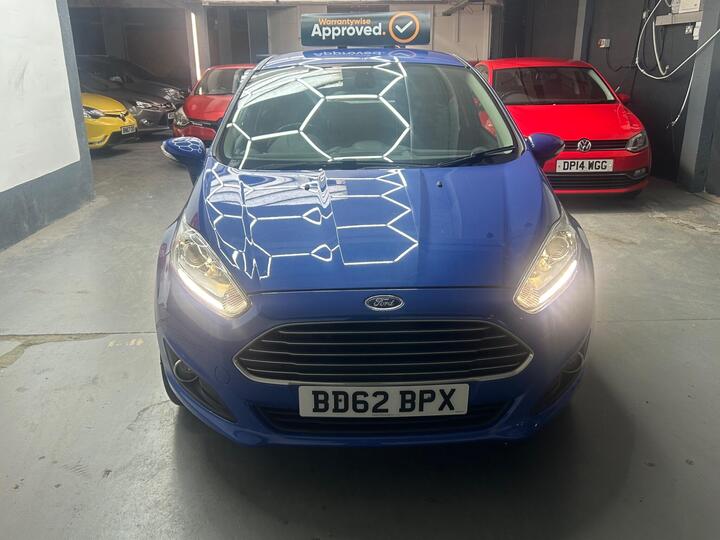 Ford Fiesta 1.0T EcoBoost Titanium Euro 5 (s/s) 5dr