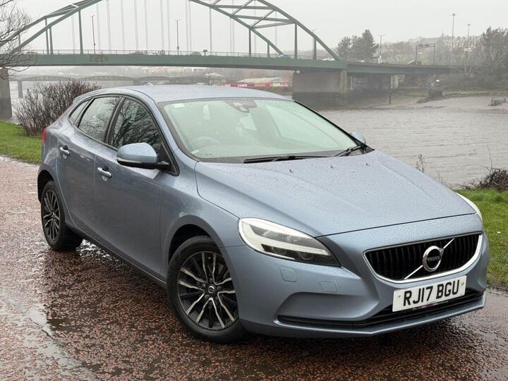 Volvo V40 2.0 D2 Momentum Nav Plus Euro 6 (s/s) 5dr