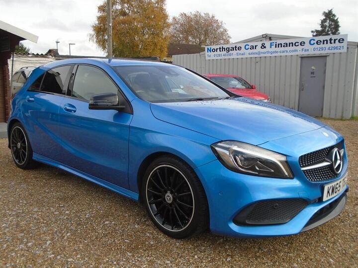 Mercedes-Benz A Class 2.1 A200d AMG Line (Premium) 7G-DCT Euro 6 (s/s) 5dr Mercedes-Benz A Class 2.1 A200d AMG Line (Premium) 7G-DCT Euro 6 (s/s) 5dr