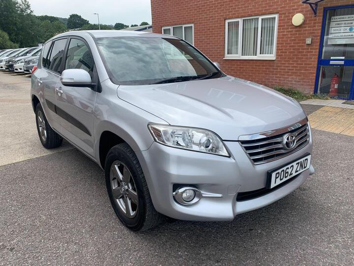 Toyota RAV4 2.0 V-Matic XT-R Multidrive S 4WD Euro 5 5dr