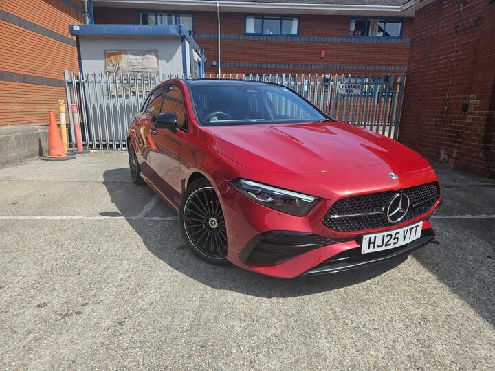 Mercedes-Benz A Class 1.3 A200h MHEV AMG Line (Premium Plus) 7G-DCT Euro 6 (s/s) 5dr