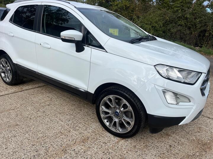 Ford EcoSport 1.0T EcoBoost Titanium Euro 6 (s/s) 5dr Ford EcoSport 1.0T EcoBoost Titanium Euro 6 (s/s) 5dr