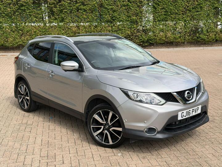 Nissan Qashqai 1.2 DIG-T Tekna XTRON 2WD Euro 6 (s/s) 5dr