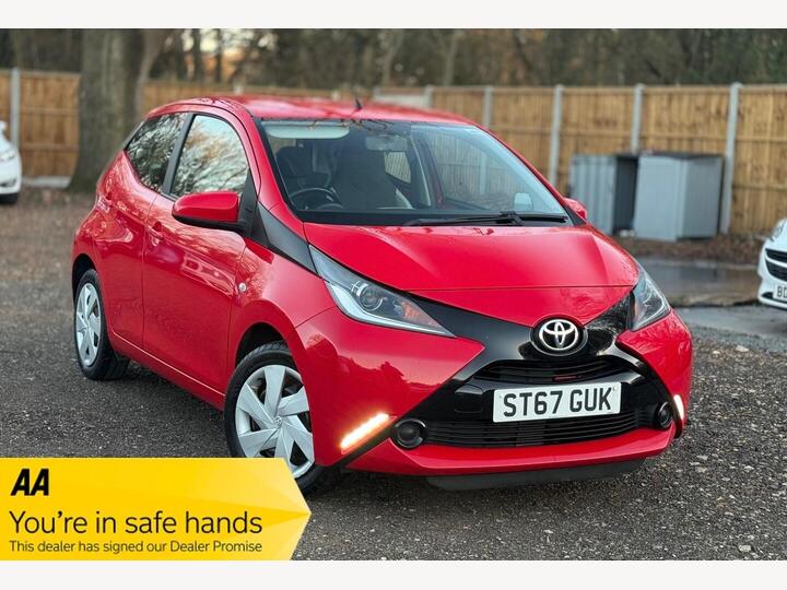 Toyota AYGO 1.0 VVT-i X-play Euro 6 5dr