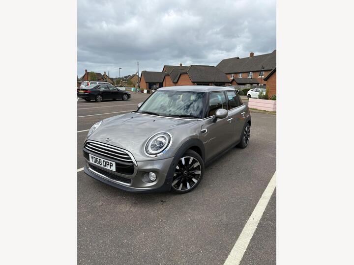 MINI Hatchback 1.5 Cooper Exclusive Steptronic Euro 6 (s/s) 5dr