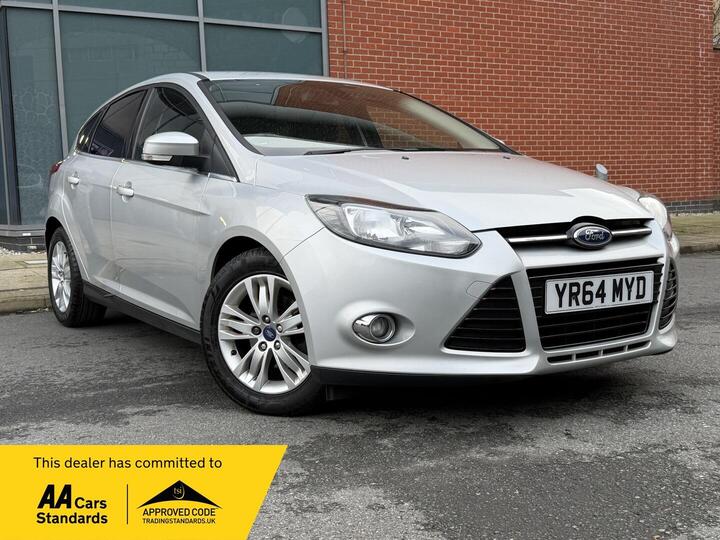 Ford Focus 1.0T EcoBoost Titanium Navigator Euro 5 (s/s) 5dr
