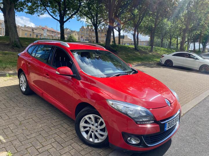 Renault Megane 1.5 DCi Dynamique TomTom Sport Tourer Euro 5 (s/s) 5dr