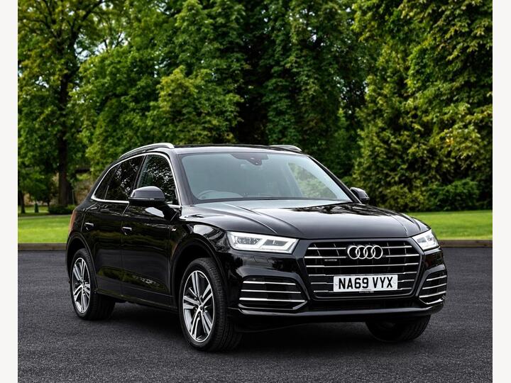 Audi Q5 2.0 TFSIe 55 S Line Competition S Tronic Quattro Euro 6 (s/s) 5dr 14.1kWh