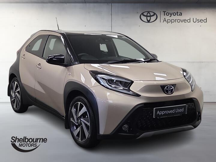 Toyota AYGO X HATCHBACK 1.0 VVT-i Exclusive 5dr 1.0 VVT-i Exclusive Euro 6 (s/s) 5dr Toyota AYGO X HATCHBACK 1.0 VVT-i Exclusive 5dr 1.0 VVT-i Exclusive Euro 6 (s/s) 5dr