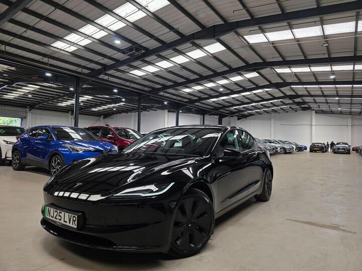 Tesla Model 3 (Dual Motor) Long Range Auto 4WDE 4dr