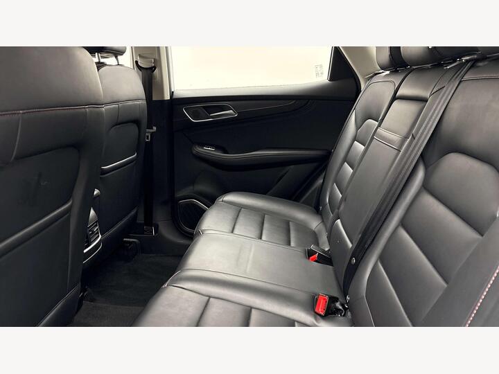 MG HS 1.5 T-GDI 16.6kWh SE Auto Euro 6 (s/s) 5dr