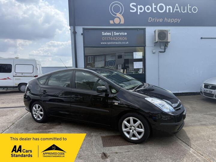 Toyota PRIUS 1.5 T Spirit CVT 5dr
