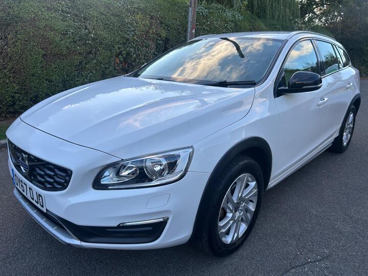 Volvo V60 Cross Country 2.0 D3 SE Nav Auto Euro 6 (s/s) 5dr