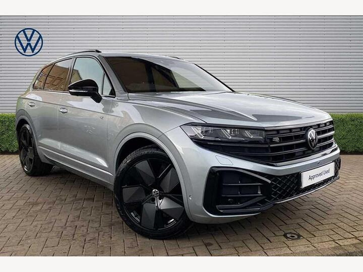 Volkswagen Touareg 3.0 TDI V6 Black Edition Tiptronic 4Motion Euro 6 (s/s) 5dr