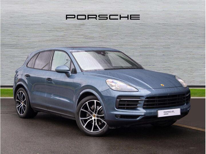 Porsche Cayenne 3.0 V6 E-Hybrid 25.9kWh TiptronicS 4WD Euro 6 (s/s) 5dr