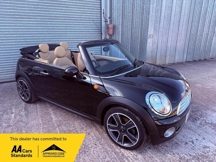 MINI Convertible 1.6 Cooper Euro 5 2dr