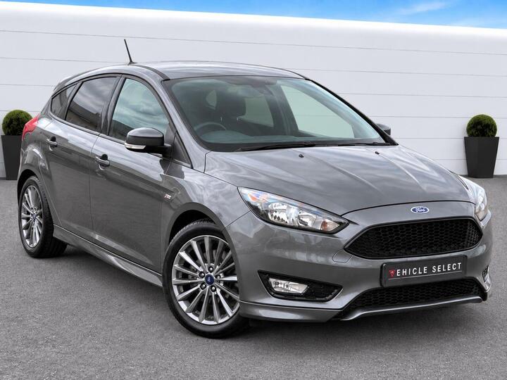 Ford FOCUS 1.0T EcoBoost ST-Line Euro 6 (s/s) 5dr