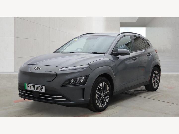 Hyundai KONA 64kWh Premium Auto 5dr (10.5kW Charger)