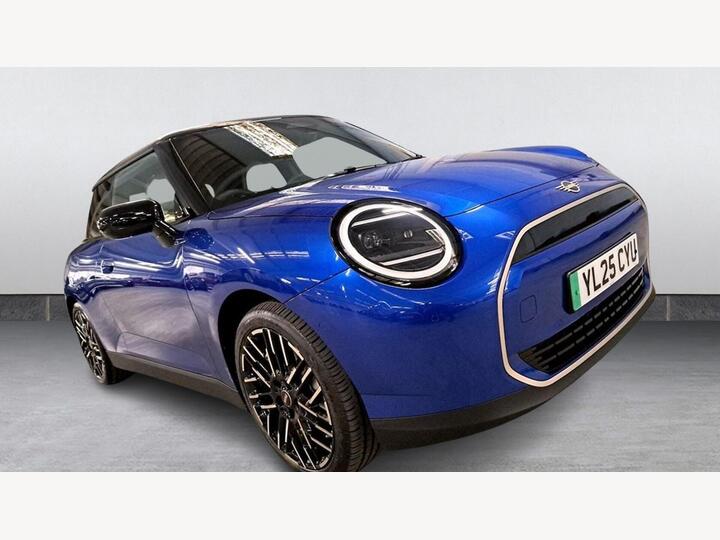MINI Cooper E 40.7kWh Exclusive Auto 3dr