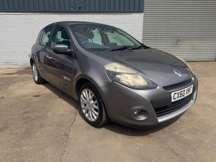 Renault Clio 1.2 Dynamique TomTom Euro 4 5dr Renault Clio 1.2 Dynamique TomTom Euro 4 5dr
