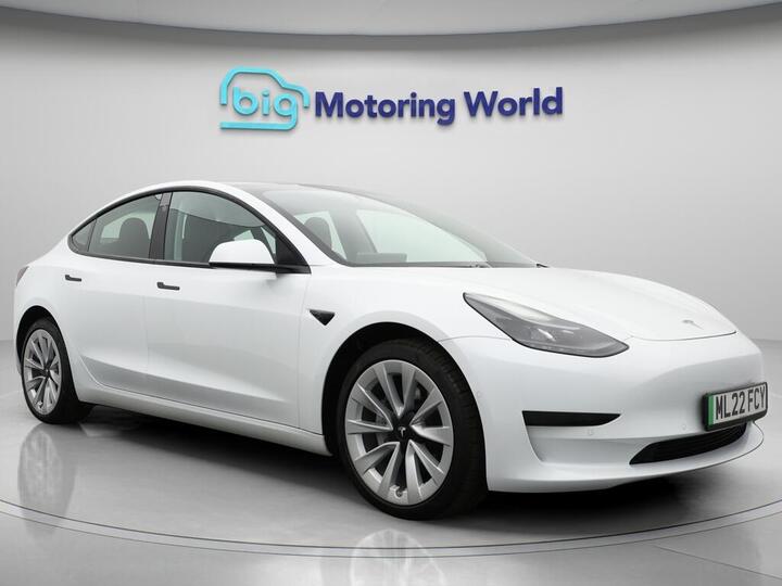 Tesla Model 3 Standard Range Plus Auto RWD 4dr