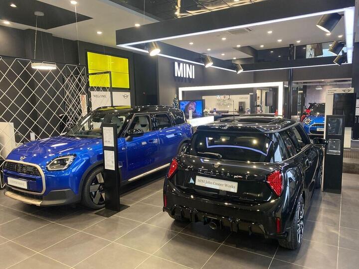 MINI Hatch SE 54.2kWh Classic Auto 3dr