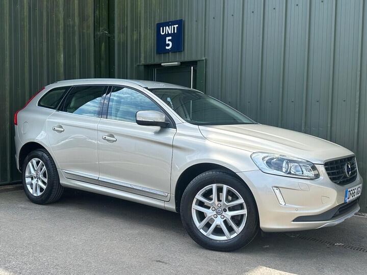 Volvo XC60 2.4 D5 SE Lux Nav Auto AWD Euro 6 (s/s) 5dr