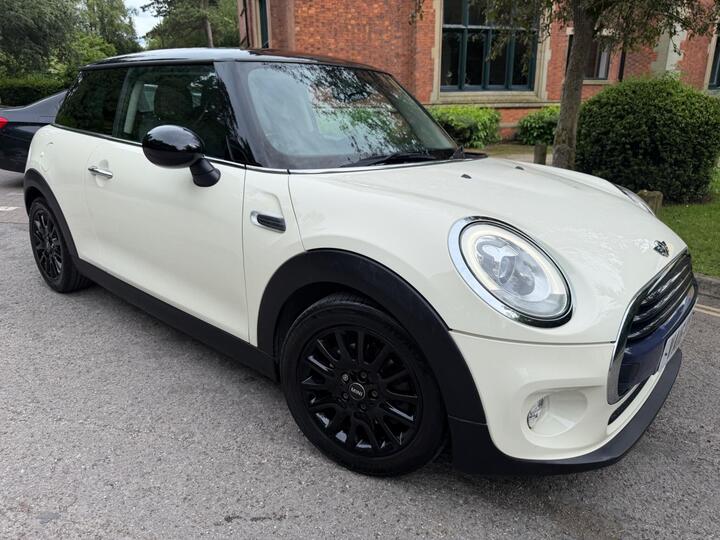 MINI Hatch 1.5 Cooper Auto Euro 6 (s/s) 3dr