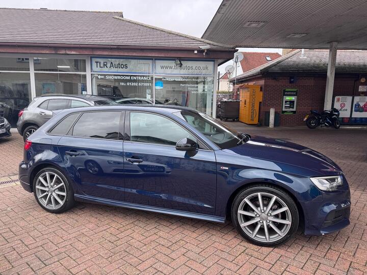 Audi A3 1.5 TFSI CoD 35 Black Edition Sportback S Tronic Euro 6 (s/s) 5dr