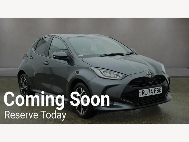 Toyota Yaris 1.5 VVT-h Design E-CVT Euro 6 (s/s) 5dr
