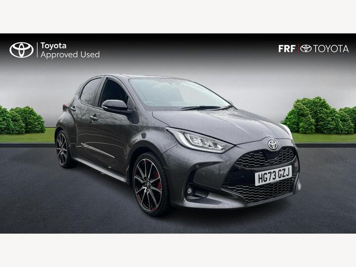 Toyota Yaris 1.5 VVT-h GR SPORT E-CVT Euro 6 (s/s) 5dr