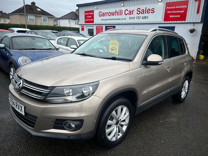 Volkswagen Tiguan 2.0 TDI BlueMotion Tech Match 4WD Euro 5 (s/s) 5dr Volkswagen Tiguan 2.0 TDI BlueMotion Tech Match 4WD Euro 5 (s/s) 5dr