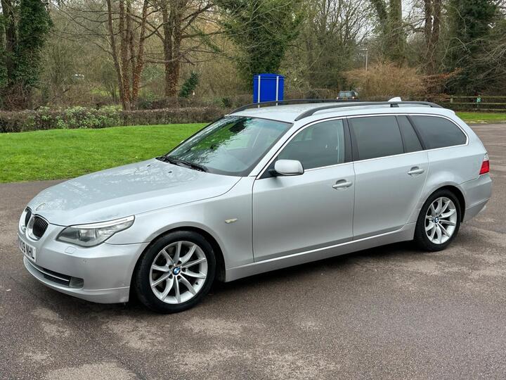 BMW 5 Series 3.0 525d SE Business Edition Touring Steptronic Euro 4 5dr