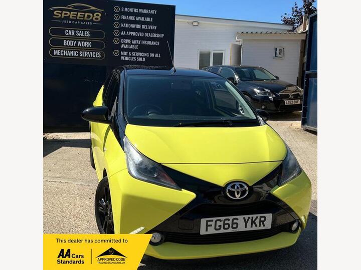 Toyota AYGO 1.0 VVT-i X-cite 3 Yellow Bi-Tone Euro 6 5dr