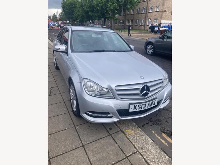 Mercedes-Benz C Class 1.6 C180 BlueEfficiency Executive SE G-Tronic+ Euro 5 (s/s) 4dr