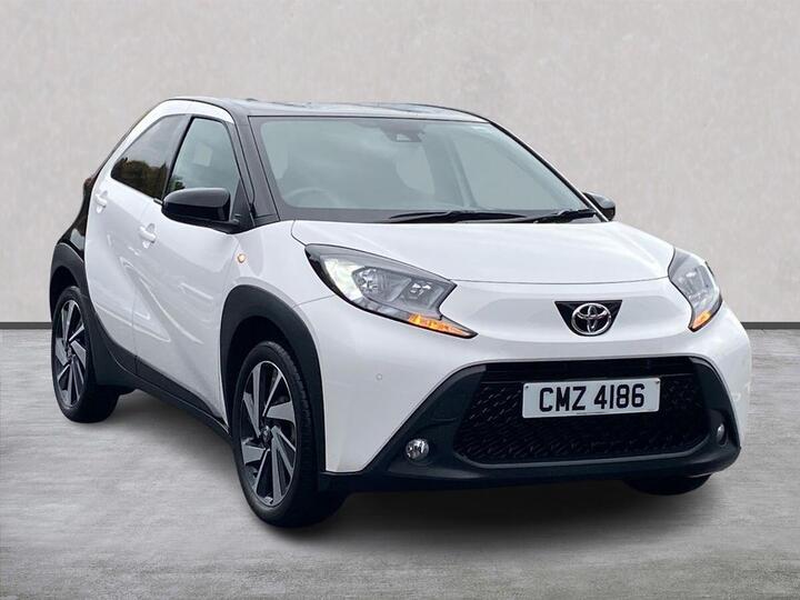 Toyota AYGO X 1.0 VVT-i Edge X-shift Euro 6 (s/s) 5dr Toyota AYGO X 1.0 VVT-i Edge X-shift Euro 6 (s/s) 5dr