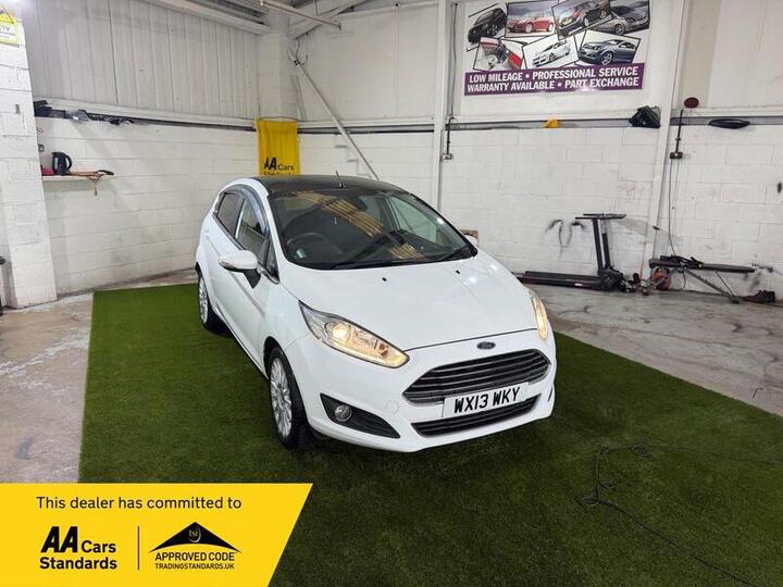 Ford Fiesta 1.0 Titanium Euro 5 (s/s) 5dr