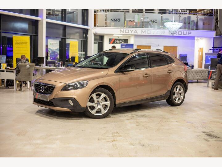 Volvo V40 CROSS COUNTRY 2.0 D2 Lux Auto Euro 6 (s/s) 5dr