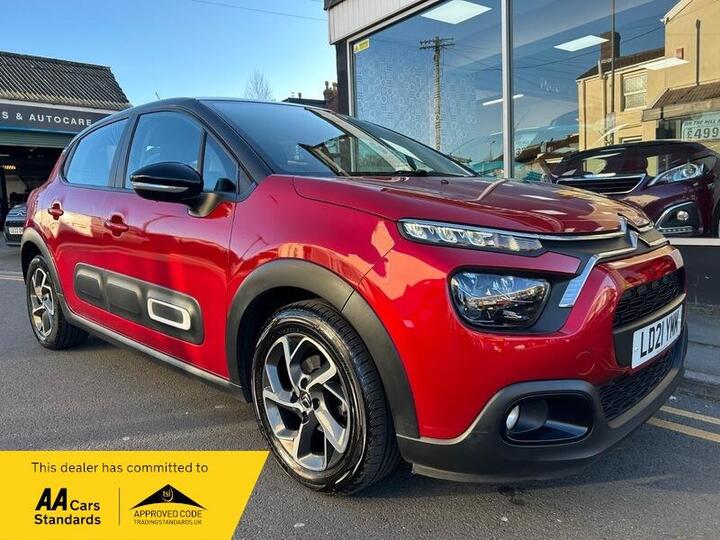 Citroen C3 1.2 PureTech Shine Euro 6 (s/s) 5dr Citroen C3 1.2 PureTech Shine Euro 6 (s/s) 5dr