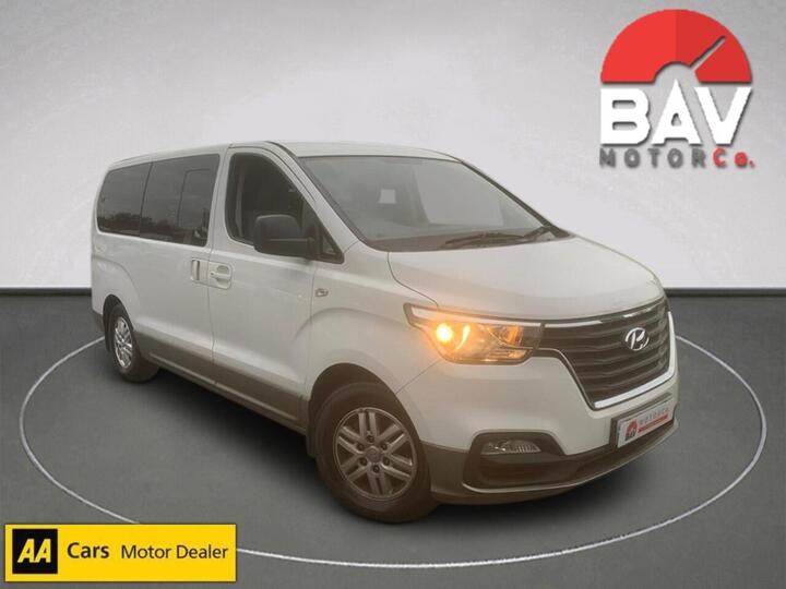 Hyundai I800 2.5 CRDi SE Nav Euro 6 5dr Hyundai I800 2.5 CRDi SE Nav Euro 6 5dr