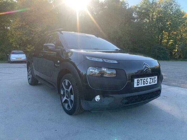 Citroen C4 Cactus 1.2 PureTech Flair Euro 6 5dr (Euro 6) Citroen C4 Cactus 1.2 PureTech Flair Euro 6 5dr (Euro 6)