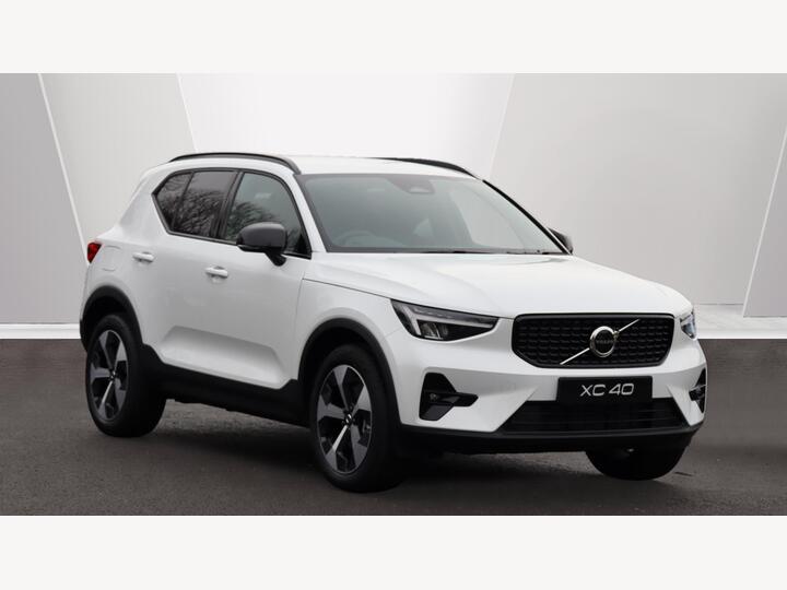 Volvo XC40 2.0 B3 MHEV Plus DCT Auto Euro 6 (s/s) 5dr